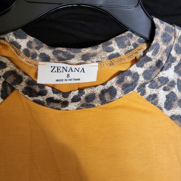 New Leopard Print Raglan - Picture 2 of 6